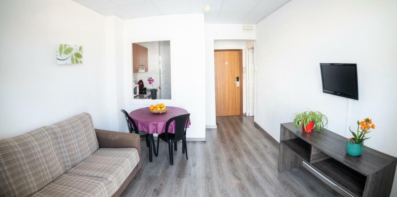 Apartaments Atzavara กาเลญา ภายนอก รูปภาพ