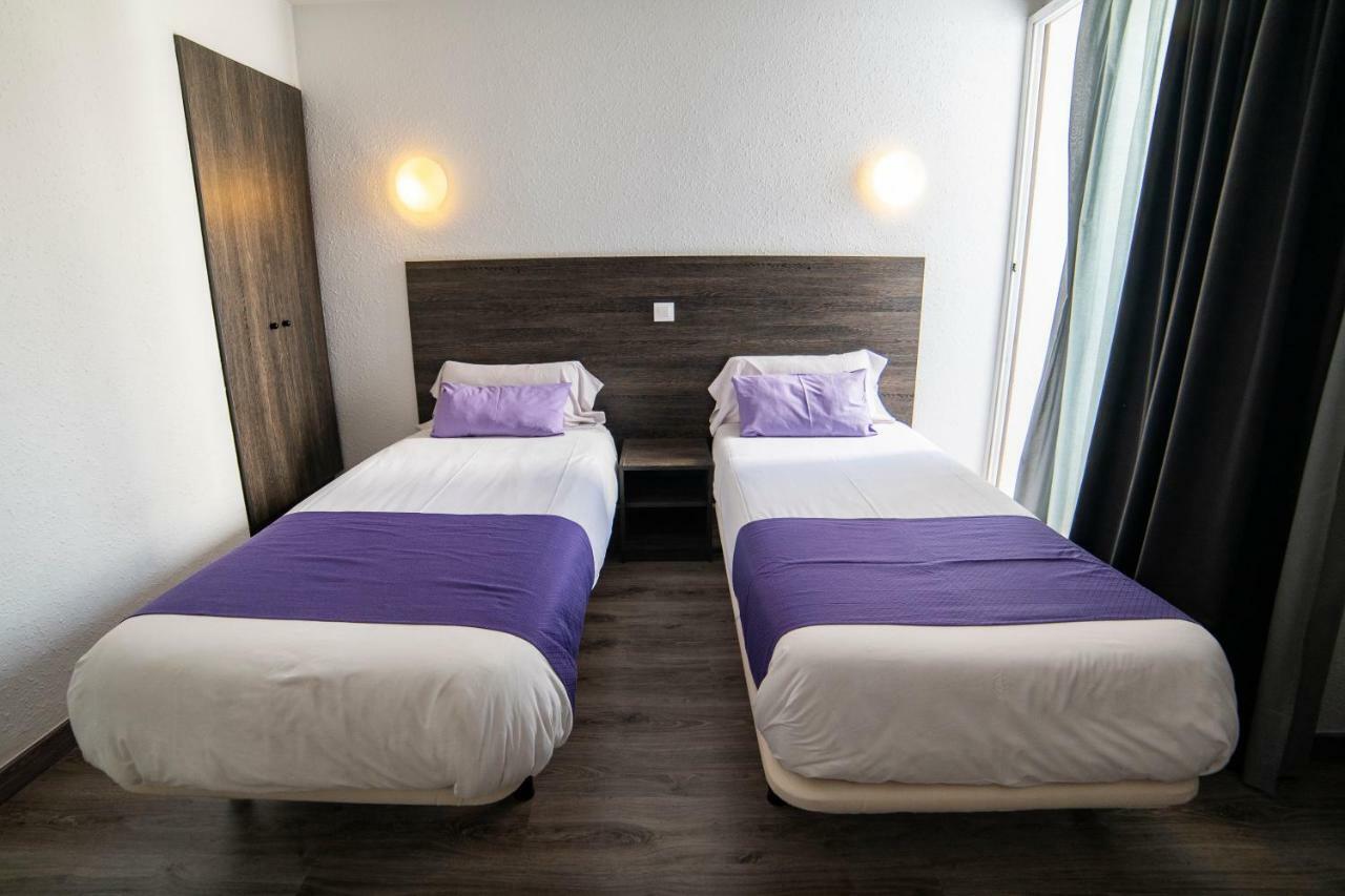 Apartaments Atzavara กาเลญา ภายนอก รูปภาพ